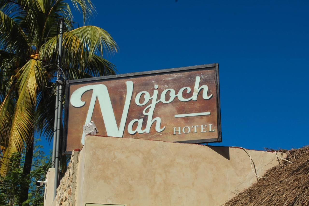 Hotel Nojoch Nah 巴利亚多利德 外观 照片